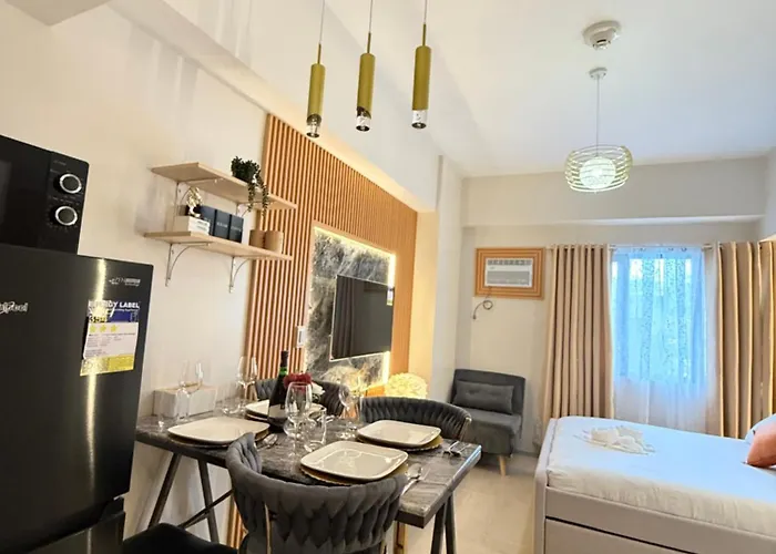 Modern Stylish & Cozy Unit * Cebu