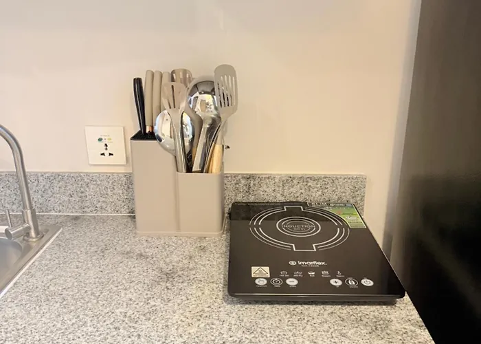 Modern Stylish & Cozy Unit *